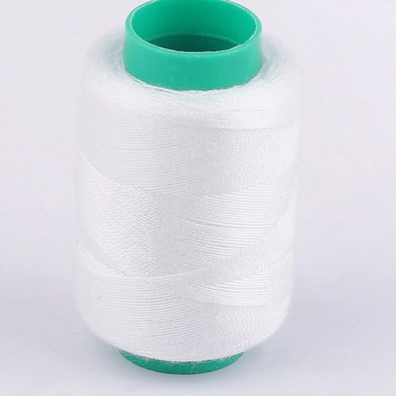 白色缝纫线卷 家用缝补线 手工缝衣服用
